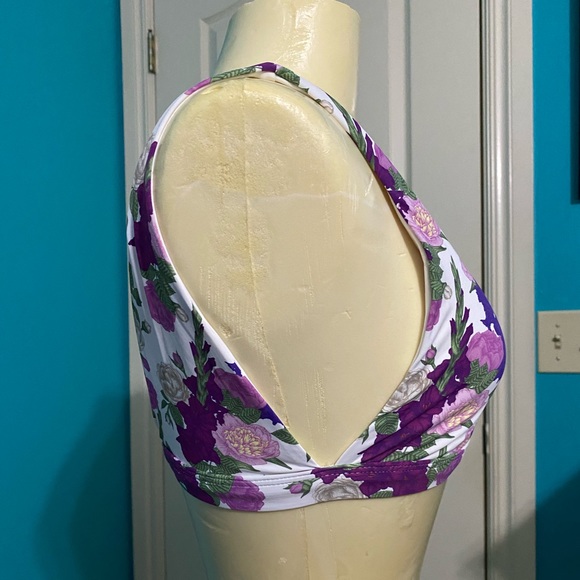 Floral bikini top NWOT - Picture 2 of 3